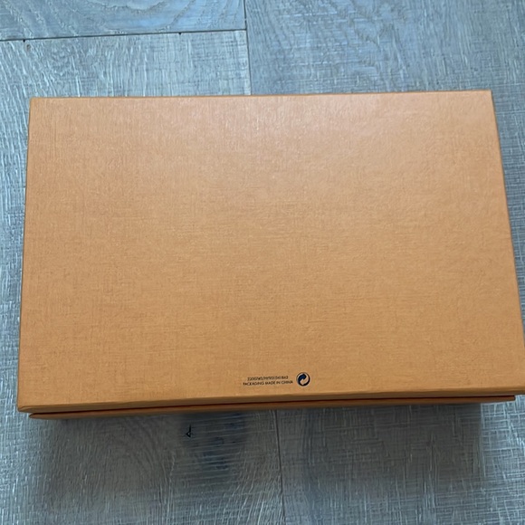 Louis Vuitton Box - Picture 4 of 5